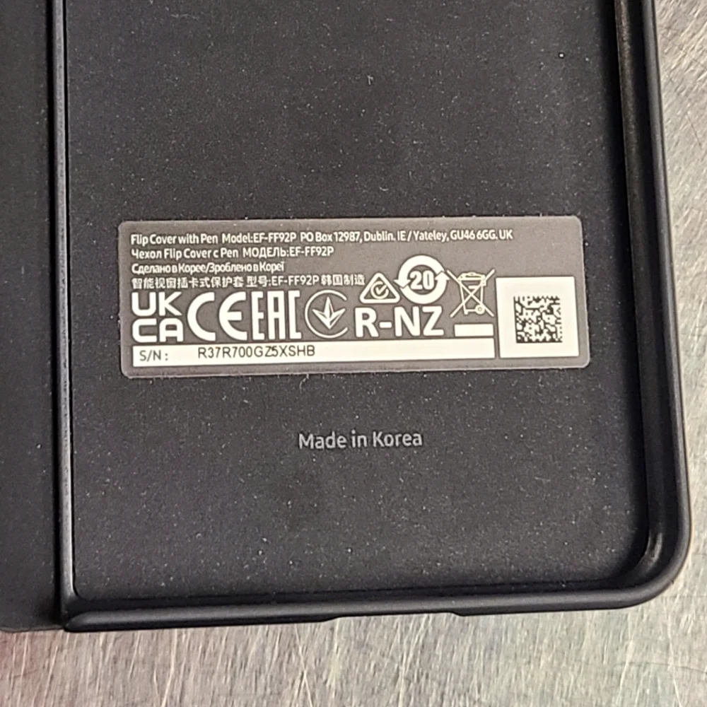 Original Samsung Official Galaxy Z Fold3 5G Flip Cover (ef-ff92pcbegww)